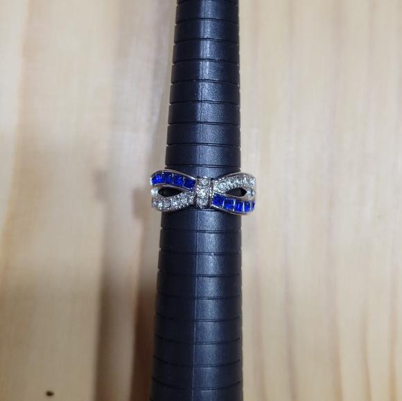 Blue Infinity Simulated Diamond Silver Ring NEW - Picture 2 of 8